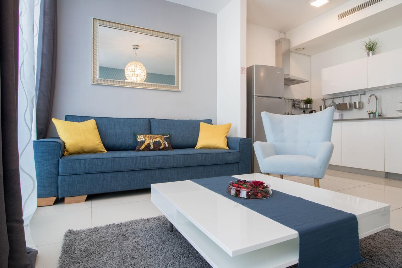 Sweethome26 Luxury Apt Close To The Beach & Free Parking テル・アビブ エクステリア 写真